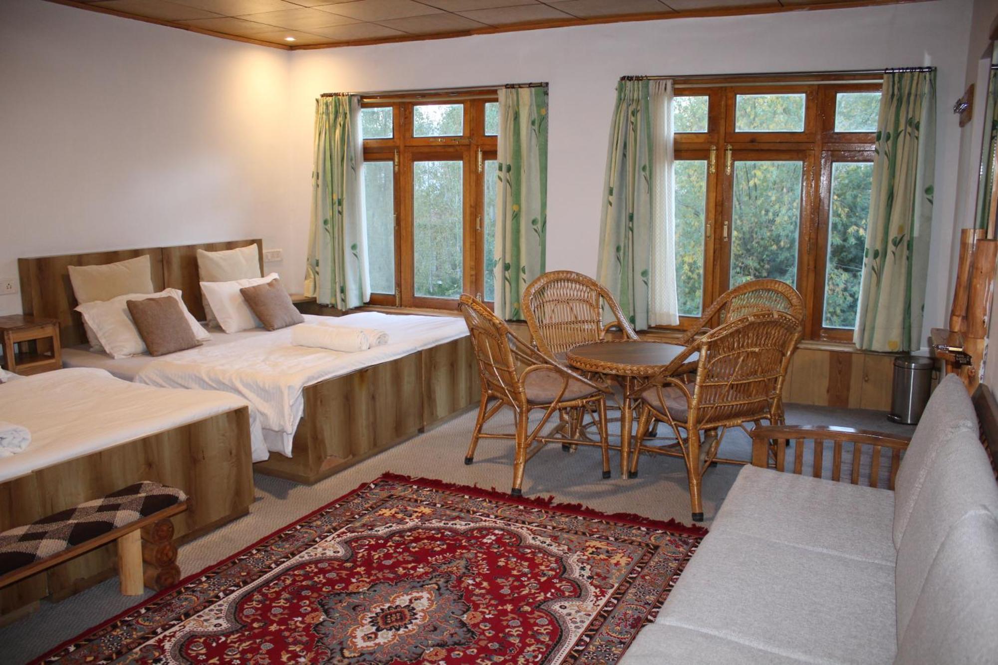 Karma Lodge Leh Kültér fotó